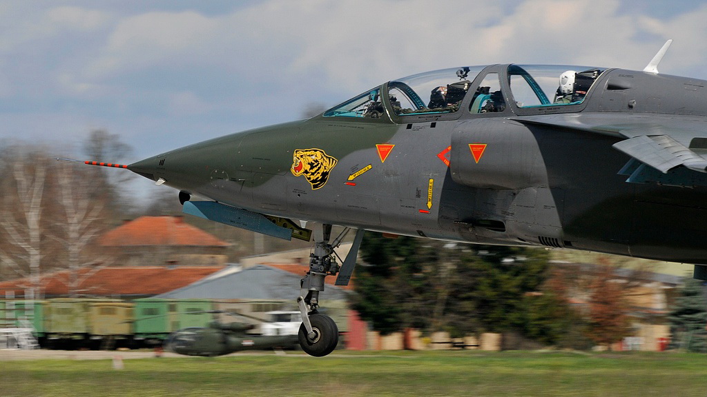 Fighter-bomber „Orao“ (EAGLE)