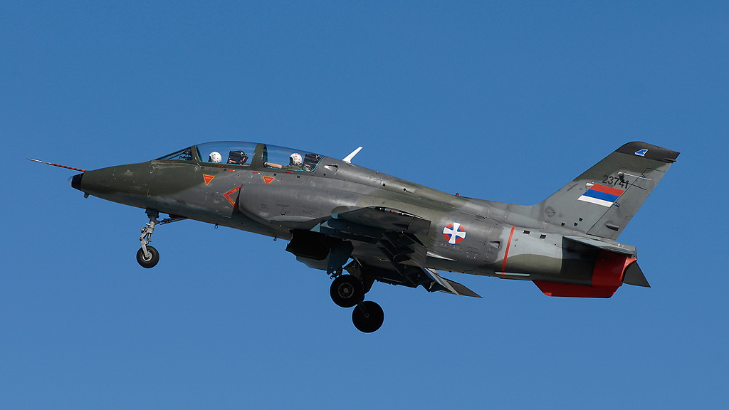 G-4 Trainer-fighter Aircraft „supergaleb“ (Super-seagull)