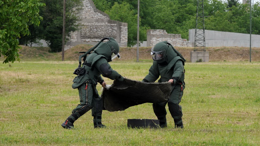 EOD Protective Suit, 6th Generation