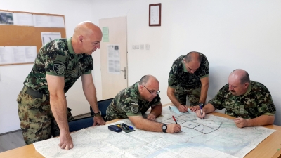 Командно-штабни...