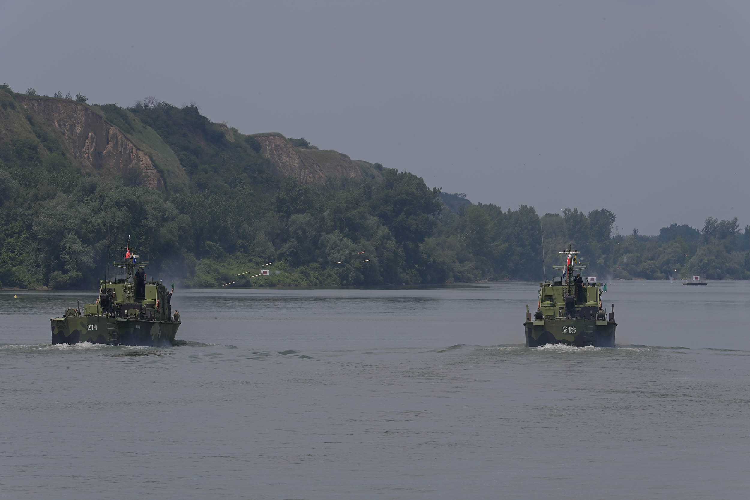 takticka vezba sa bojevim gadjanjem recne flotile tisa2022 5