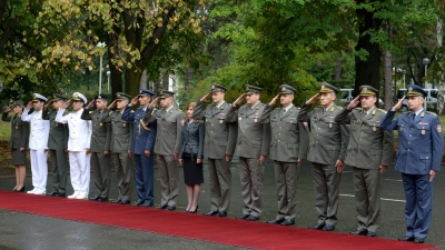 Chief of HNDGS visits Serbia