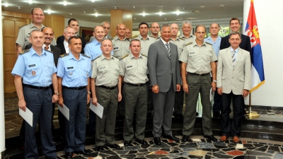 Министар Шутановац уручио указе о унапређењу и постављењу