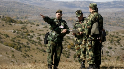 НАЧЕЛНИК ГЕНЕРАЛШТАБА ВОЈСКЕ СРБИЈЕ ОБИШАО УЧЕСНИКЕ ВЕЖБЕ „ОДЛУЧАН ОДГОВОР 2009“