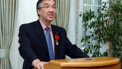 Awarded certificates to the participants of the regional seminar on civil-military relations and civil-military cooperation