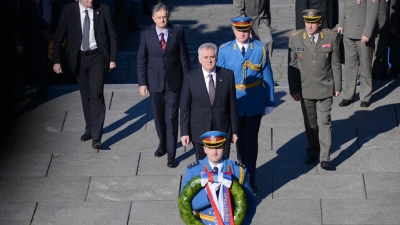 Predsednik Srbije položio venac na Spomenik neznanom junaku