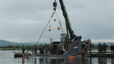 Izvučen avion iz Gružanskog jezera