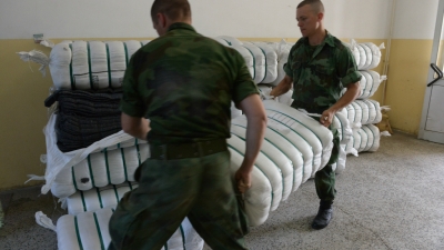 Prihvat raseljenih lica u obrenovačkoj kasarni