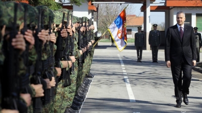 Ministar Šutanovac u Specijalnoj brigadi u Pančevu