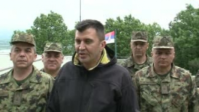 Minister Đorđević spent The Easter with the soldiers