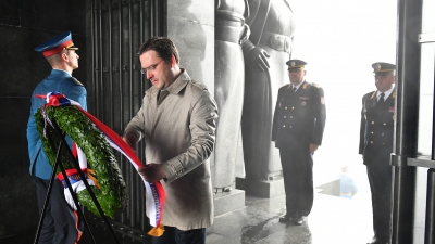 Secretary General of the President of the Republic Laid a Wreath at the Monument to Unknown Hero