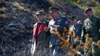 General Diković attends shooting of film on King Peter