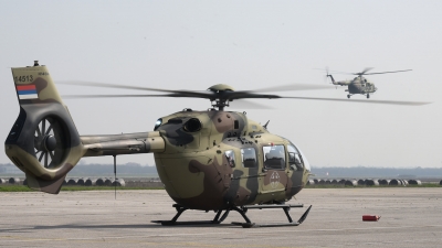 Летачка обука у 890. мешовитој хеликоптерској ескадрили