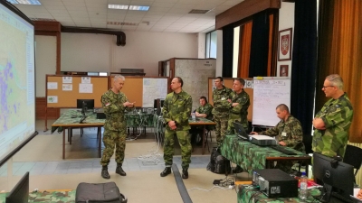 Шведски генерал Калерт на вежби Викинг 18