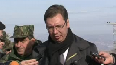 Minister Vučić and general Diković visited military bases in the security zone