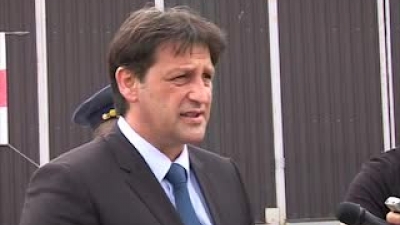 Minister Gašić and General Diković at Batjnica Airfield